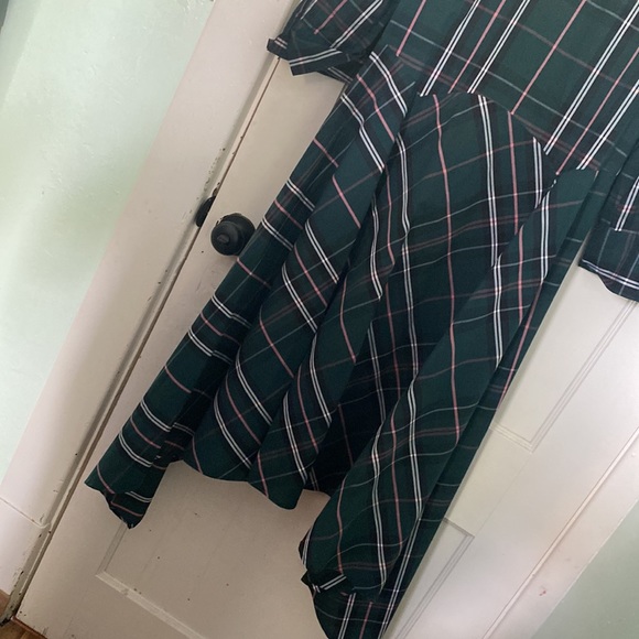 Asymmetrical button down dress shirt New York & Company - Picture 4 of 5